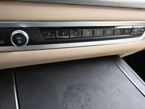 Used 2022 BMW X5 xDrive40i w/ Executive Package AWD/4WD image 24