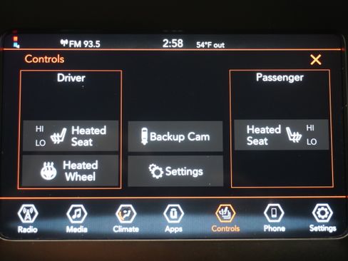 Used 2021 Jeep Cherokee Latitude Plus image 17