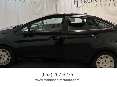 Used 2014 Ford Fiesta S image 4