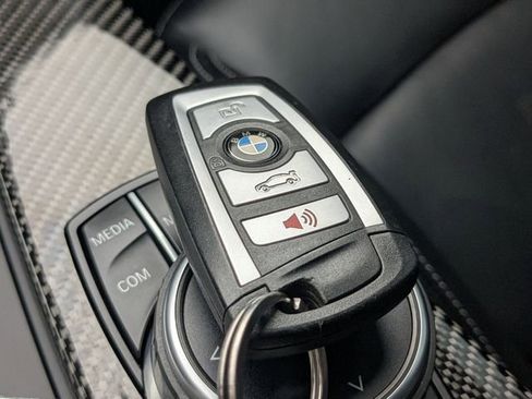 Used 2018 BMW M3 Competition image 27