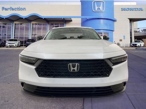 New 2025 Honda Accord SE image 9