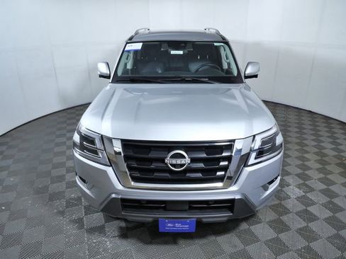 Used 2024 Nissan Armada SL AWD/4WD image 3