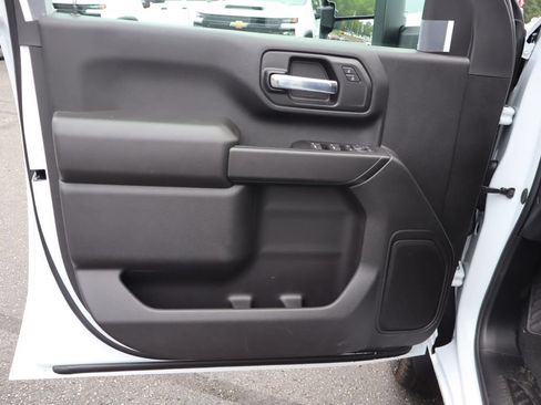New 2026 Chevrolet Silverado 2500 Custom w/ Custom Value Package AWD/4WD image 5