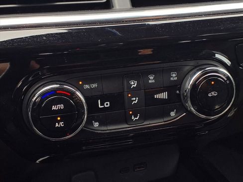 Used 2025 Chevrolet Trax RS w/ Driver Confidence Package FWD image 15