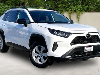Used 2021 Toyota RAV4 LE w/ Carpet Mat Package (TMS)