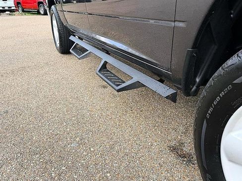 Used 2021 RAM 1500 Tradesman w/ Tradesman SXT Package image 9