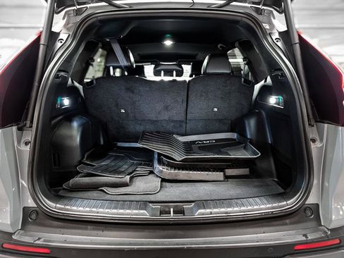 Used 2024 Honda CR-V Sport Touring image 8