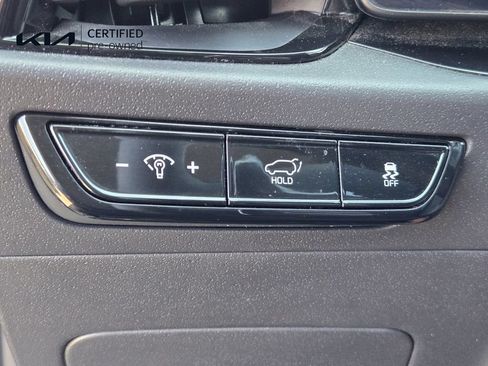 Certified 2023 Kia Niro Wind FWD image 24