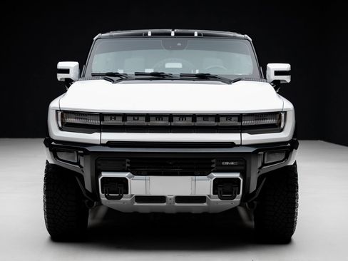 Used 2024 GMC Hummer EV 2X w/ Extreme Off-Road Package AWD/4WD image 9