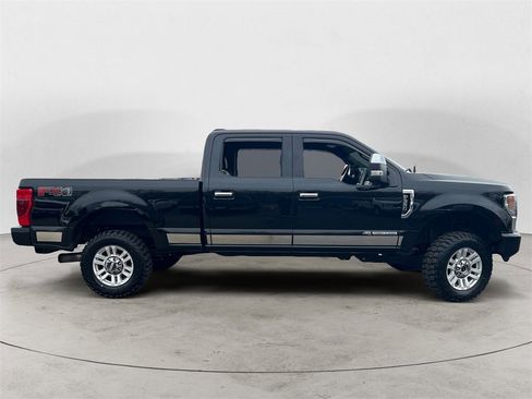 Used 2022 Ford F350 Lariat w/ Lariat Ultimate Package image 2