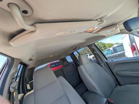 Used 2007 Jeep Liberty Sport AWD/4WD image 31