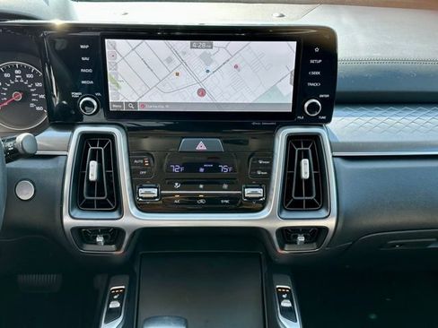 Used 2023 Kia Sorento S FWD image 26