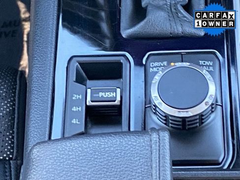 Used 2022 Toyota Tundra Limited image 34