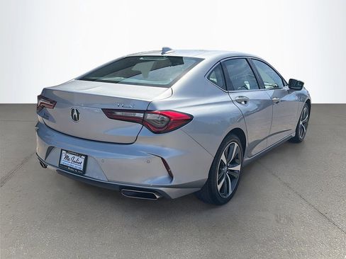 Used 2025 Acura TLX w/ Technology Package FWD image 4