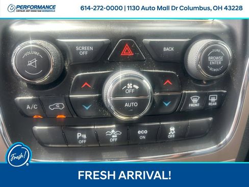 Used 2015 Jeep Grand Cherokee Overland w/ Advanced Technology Group AWD/4WD image 24