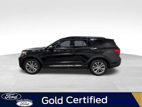 Certified 2024 Ford Explorer XLT w/ Equipment Group 202A image 4