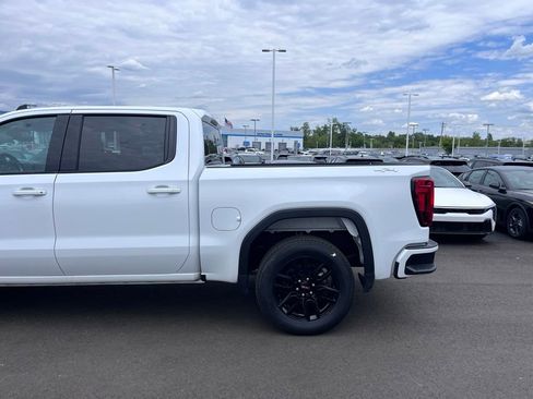Used 2026 GMC Sierra 1500 Elevation AWD/4WD image 9
