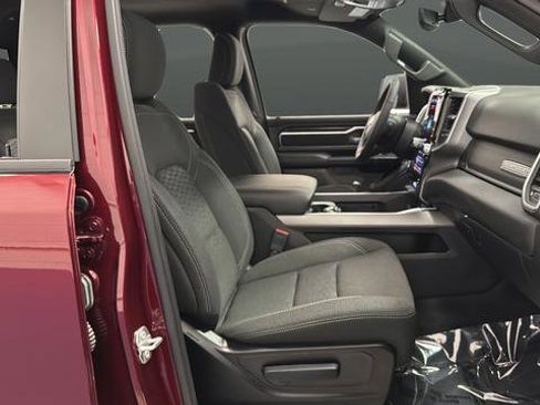 Used 2025 RAM 1500 Big Horn AWD/4WD image 24