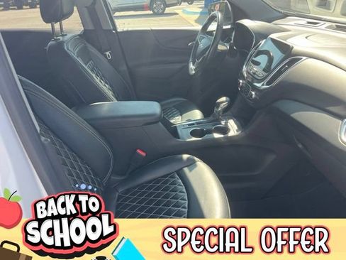 Used 2022 Chevrolet Equinox LT AWD/4WD image 9