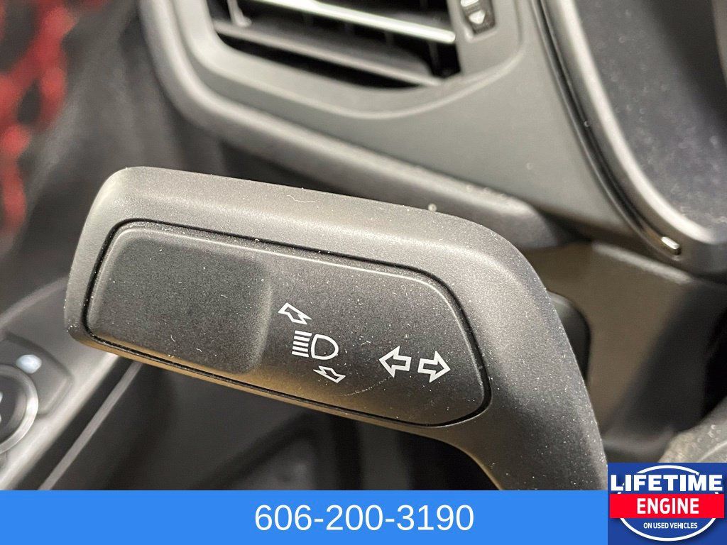 Used 2025 Ford Escape ST-Line AWD/4WD image 29