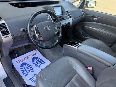 Used 2006 Toyota Prius w/ Pkg 8 FWD image 9