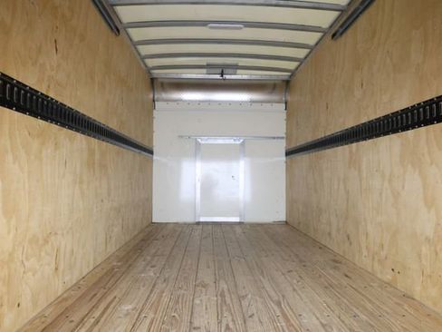 Used 2022 Chevrolet Express 3500 w/ Driver Convenience Package image 33