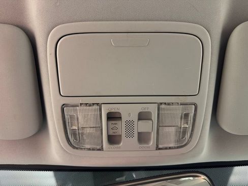 Used 2011 Honda CR-V EX image 40