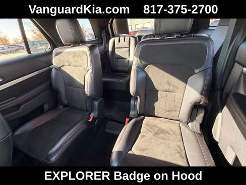 Used 2019 Ford Explorer XLT w/ Equipment Group 202A image 23