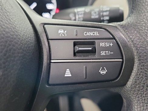 Certified 2025 Honda HR-V LX image 26