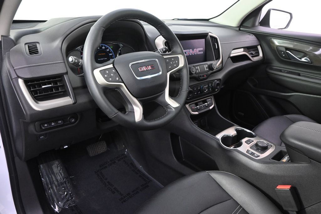 Used 2023 GMC Terrain Denali w/ Denali Premium Package AWD/4WD image 11