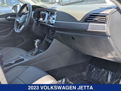 Used 2023 Volkswagen Jetta SE w/ Panoramic Sunroof Package FWD image 22