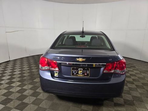 Used 2014 Chevrolet Cruze LT image 6