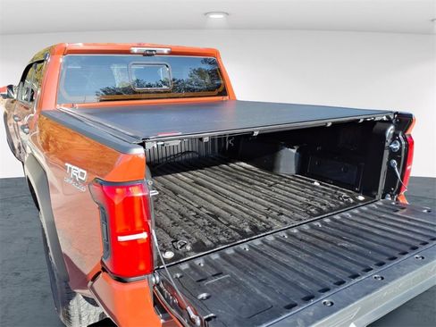 Used 2025 Toyota Tacoma TRD Off-Road w/ TRD Off Road Premium Package image 9
