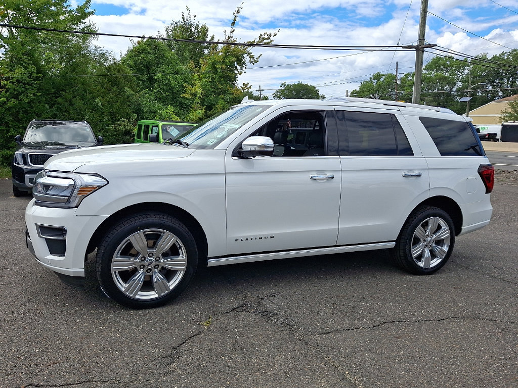 Used 2022 Ford Expedition Platinum AWD/4WD image 7