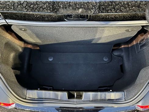 Used 2022 Chevrolet Camaro LT image 9