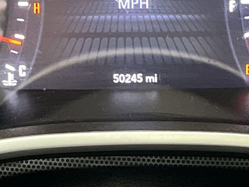 Used 2018 Dodge Challenger R/T Plus RWD image 16