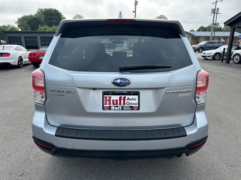 Used 2017 Subaru Forester 2.5i Premium AWD/4WD image 4