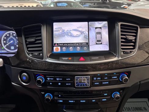Used 2014 Hyundai Equus Ultimate RWD image 24