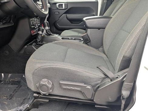 Used 2024 Jeep Wrangler Willys image 18