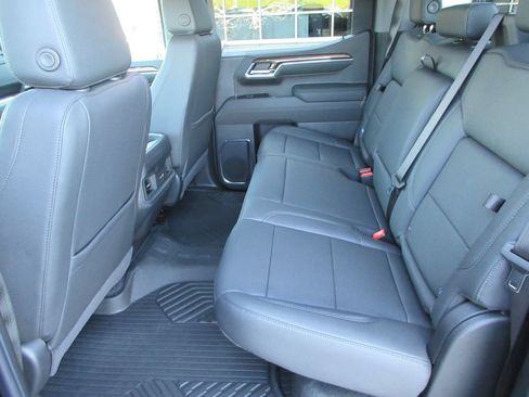New 2026 Chevrolet Silverado 1500 LT Trail Boss w/ Convenience Package II AWD/4WD image 15