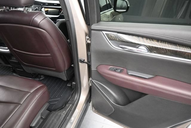 Used 2022 Cadillac XT6 Premium Luxury FWD image 23