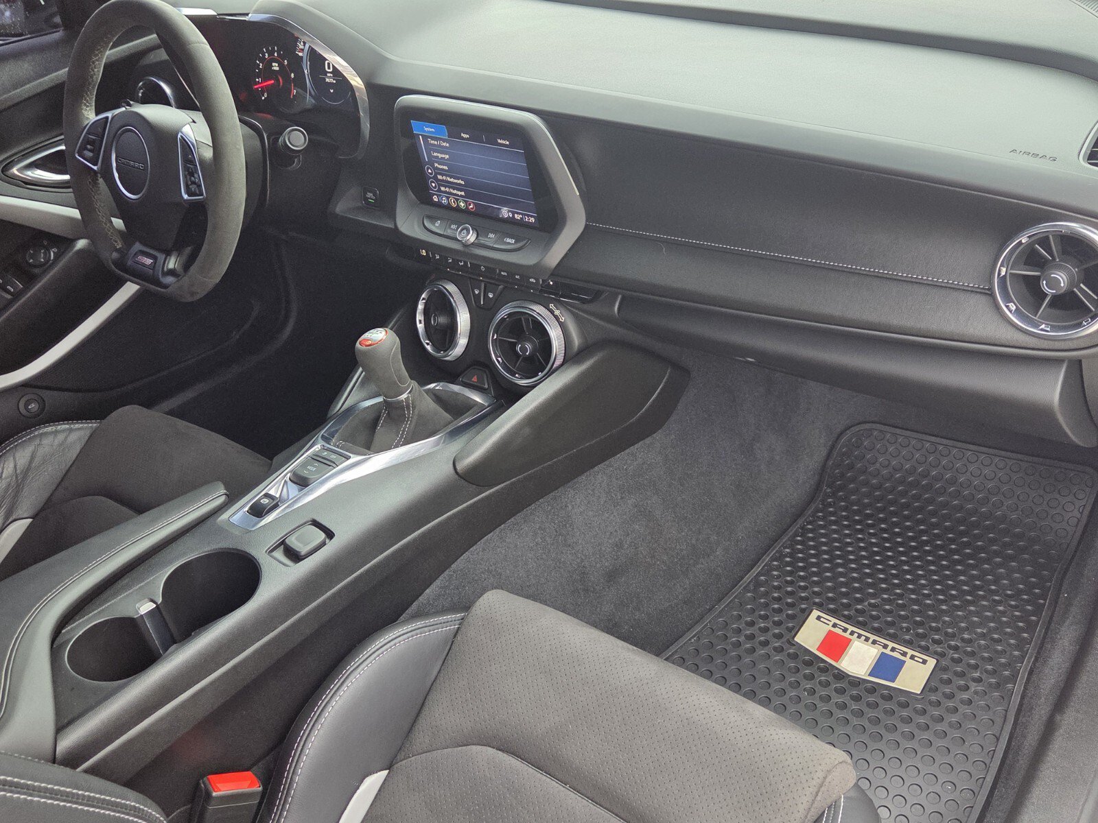 Used 2021 Chevrolet Camaro SS RWD image 10