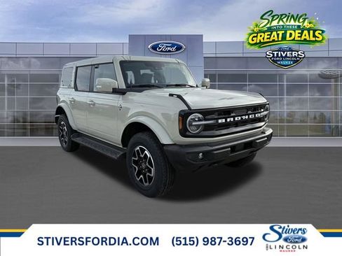 New 2025 Ford Bronco Outer Banks AWD/4WD image 1