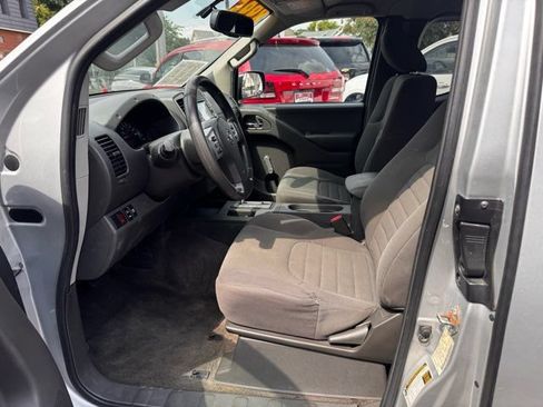 Used 2017 Nissan Frontier S RWD image 9