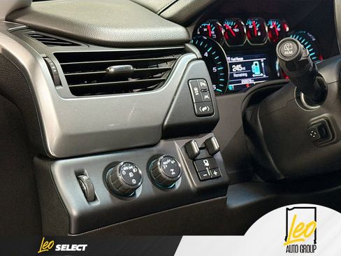 Used 2018 Chevrolet Tahoe Premier AWD/4WD image 10
