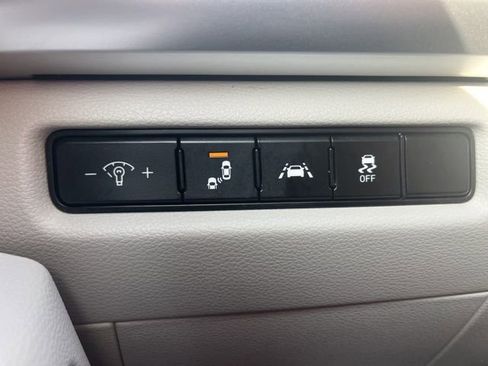 Used 2020 Kia Telluride S image 16