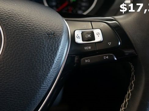 Certified 2021 Volkswagen Tiguan SE image 24