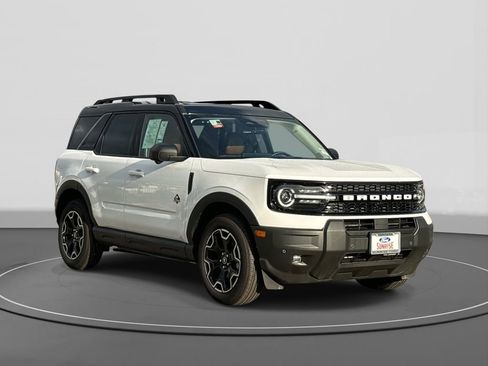 Used 2025 Ford Bronco Sport Outer Banks w/ Outer Banks Tech Package+ image 4