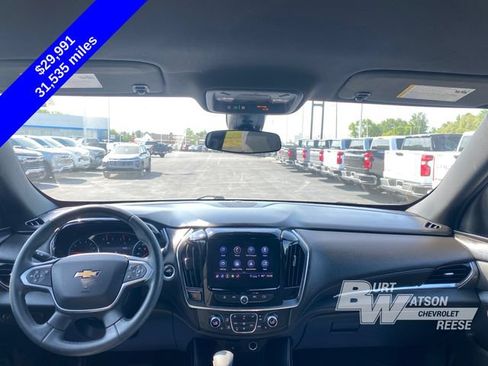 Used 2023 Chevrolet Traverse LT FWD image 20