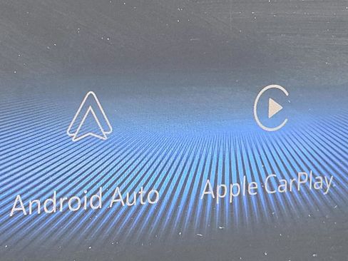 Used 2023 Chevrolet Colorado W/T image 3